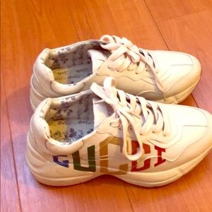 Auth Rhyton Glitter Gucci sneakers